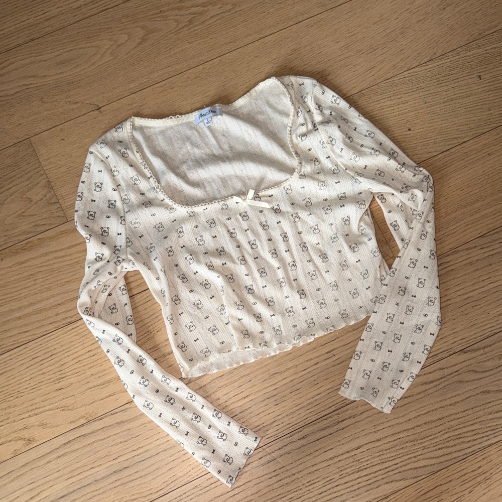 Women's Cream Crop Top bears and bows
